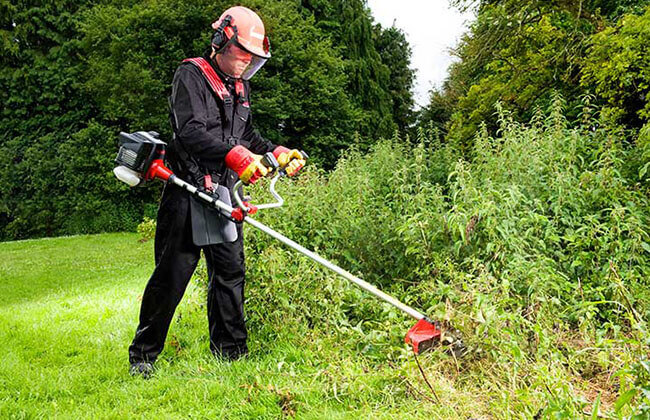 Methods to prevent brush cutters from polluting the environment